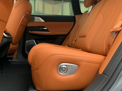 Xpeng G9