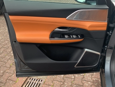 Xpeng G9