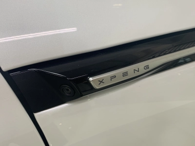Xpeng G9