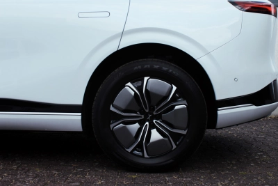 Xpeng G9