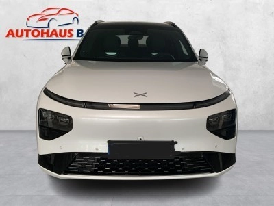 Xpeng G9