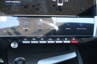 Peugeot 308 SW GT Plug-in Hybrid 180 e-EAT8 Navi, Kamera