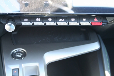 Peugeot 308 SW GT Plug-in Hybrid 180 e-EAT8 Navi, Kamera