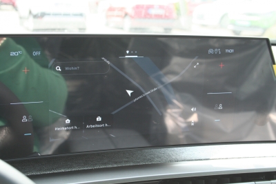 Peugeot 3008 Hybrid Allure NAVI SHZ+LHZ LED 360°Kamera