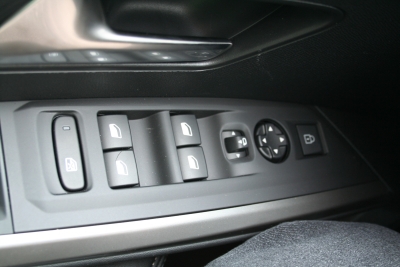 Peugeot 3008 Hybrid Allure NAVI SHZ+LHZ LED 360°Kamera