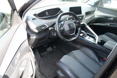 Peugeot 3008 Allure 1.6 Blue HDI AT6, Navi, 360°-Kamera