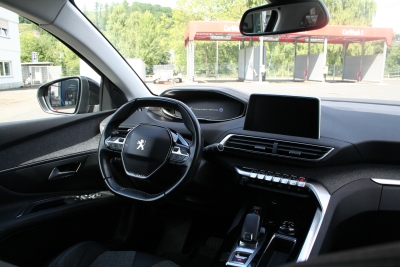 Peugeot 3008 Allure 1.6 Blue HDI AT6, Navi, 360°-Kamera
