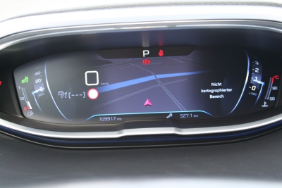 Peugeot 3008 Allure 1.6 Blue HDI AT6, Navi, 360°-Kamera
