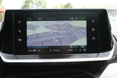 Peugeot e-208 GT 136PS Akku100%, Alcantara, Glasdach