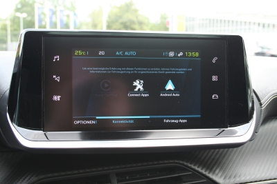 Peugeot e-208 GT 136PS Akku100%, Alcantara, Glasdach