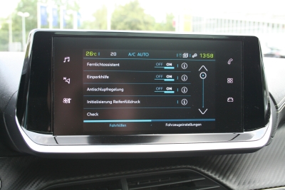 Peugeot e-208 GT 136PS Akku100%, Alcantara, Glasdach