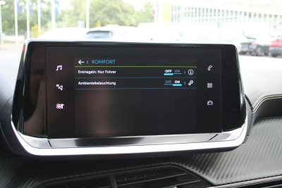 Peugeot e-208 GT 136PS Akku100%, Alcantara, Glasdach