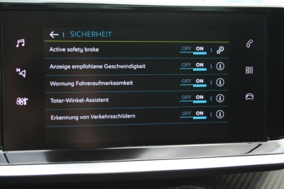 Peugeot e-208 GT 136PS Akku100%, Alcantara, Glasdach
