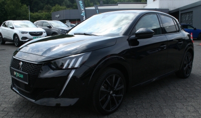 Peugeot e-208 GT 136PS Akku100%, Alcantara, Glasdach