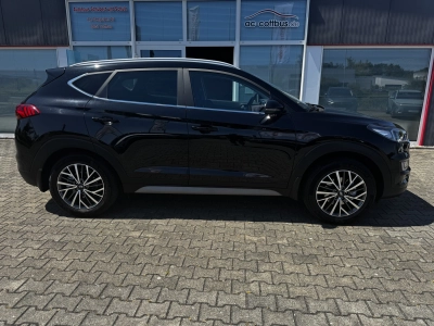 Hyundai TUCSON Trend 1.6 Autogas LED Navi Klimaau Shzg AHK Temp