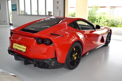 Ferrari 812