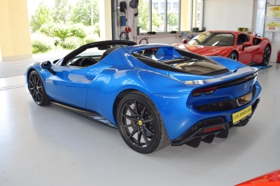 Ferrari 296 GTS