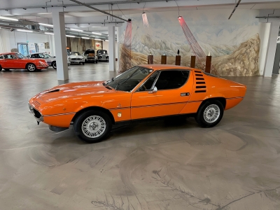 Alfa Romeo Montreal