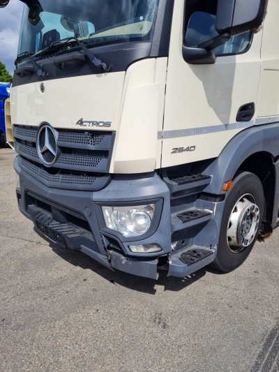 Mercedes-Benz 2540 L Actros 6x2*4