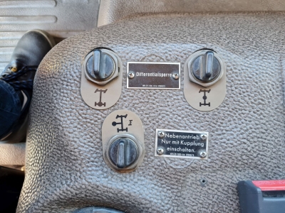 Mercedes-Benz 917 AF 4x4