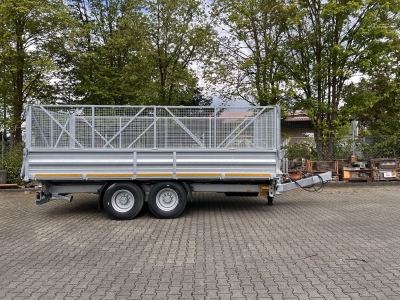 Möslein TTD 14  5,70 m 14 t Tandem- Kipper Tieflader 5,70 m lang, Breite Reifen
-- Neufahrzeug --