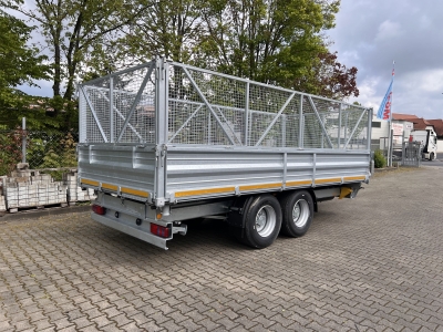 Möslein TTD 14  5,70 m 14 t Tandem- Kipper Tieflader 5,70 m lang, Breite Reifen
-- Neufahrzeug --