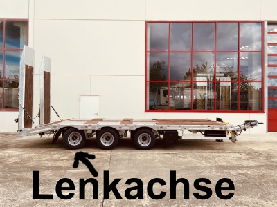 Möslein TT 31 31 t Tridem- Tieflader 3 Achs, 8 m Ladefläche
Neufahrzeug
