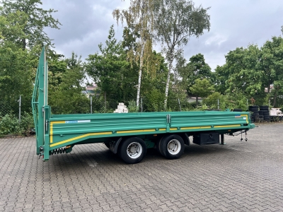 BLOMENROEHR 688/18000 18 t Tandemtieflader, wenig Benutzt
