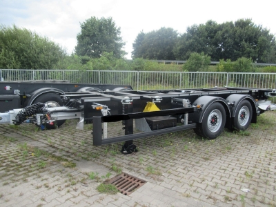 Möslein BDF Tandem- BDF- Wechselanhänger mit Ladebordwand