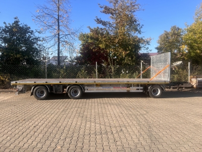 Möslein T 3 Plato 9 m 3 Achs Jumbo- Plato- Anhänger 9 m, Mega