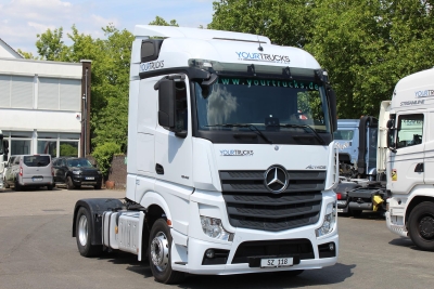 Mercedes-Benz 