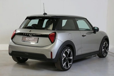 MINI Cooper C 3T Favoured Trim DKG JCW-Sitze HuD Nav