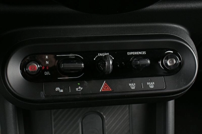 MINI Cooper C 3T Favoured Trim DKG JCW-Sitze HuD Nav