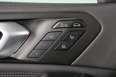 BMW X6 xDr 40dA M Sport Widescreen Standh Panora ACC