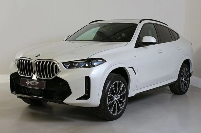BMW X6 xDr 40dA M Sport Widescreen Standh Panora ACC
