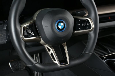 BMW i5 eDr.40 M Sport Pro ACC 21Zoll B&W HuD Widesc