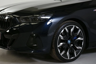 BMW i5 eDr.40 M Sport Pro ACC 21Zoll B&W HuD Widesc