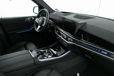 BMW X5 xDrive30d A M Sportpaket LED ACC AHK H&K DAB