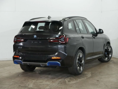 BMW iX3 Impressive M-Sport 20Zoll HUD H&K LED AHK.