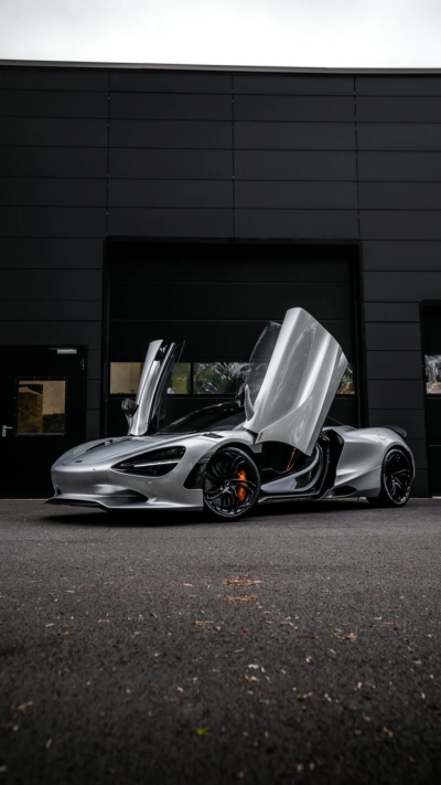 McLaren 750S Spider Carbon Pak. Lift B&W Racing Seat