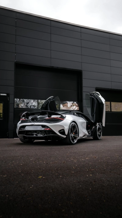 McLaren 750S Spider Carbon Pak. Lift B&W Racing Seat