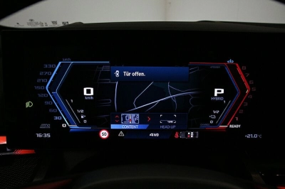 BMW M5 G90 ACC B&W Carbon Pak. V-Max Sitzbelüf. LED