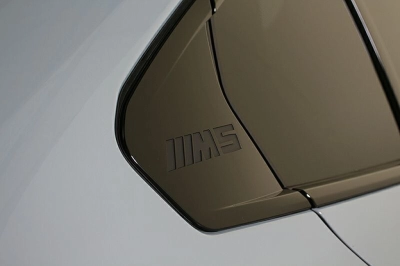 BMW M5 G90 ACC B&W Carbon Pak. V-Max Sitzbelüf. LED