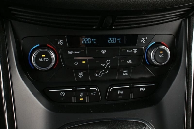 Ford Kuga 2.0 TDCi 4X4 Titanium ACC Xenon Kamera