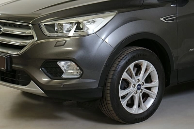 Ford Kuga 2.0 TDCi 4X4 Titanium ACC Xenon Kamera
