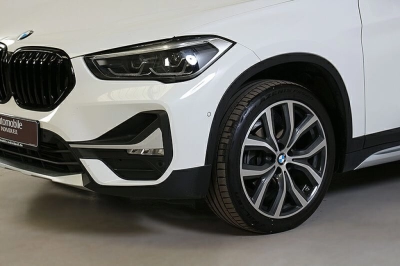 BMW X1 xDr. 18dA xLine ACC HuD Navi LED Parkassist
