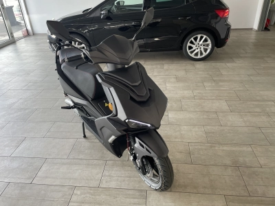 GT-Union E-Street Racer 3000
