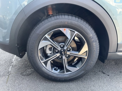 Kia XCeed MJ 25 1.5 T-GDI DCT Navi LED PDC v+h Kamera 