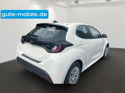Toyota Yaris Comfort 1,0-l-VVT-i, 53 kW (72 PS) 5-Gang-Schaltgetriebe 