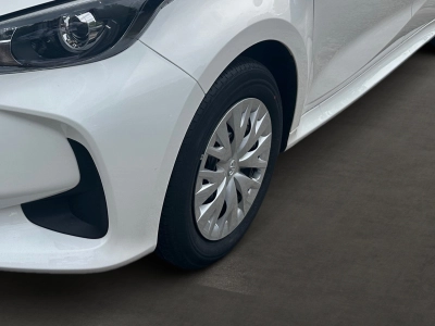 Toyota Yaris Comfort 1,0-l-VVT-i, 53 kW (72 PS) 5-Gang-Schaltgetriebe 